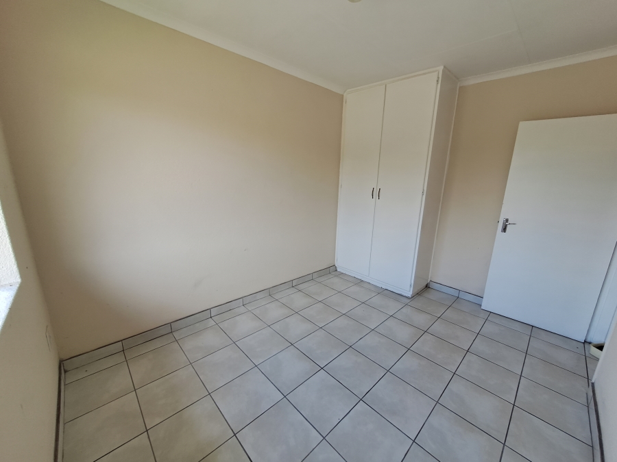 2 Bedroom Property for Sale in Rensburg Gauteng