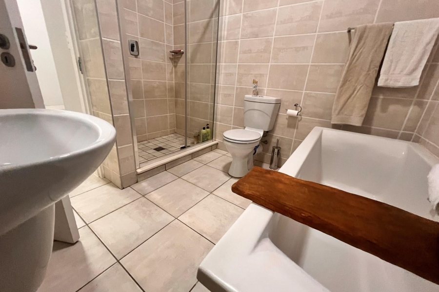 1 Bedroom Property for Sale in Zwartkoppies Gauteng