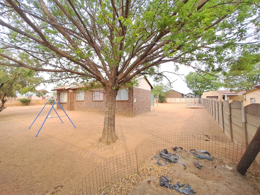 3 Bedroom Property for Sale in Rensburg Gauteng