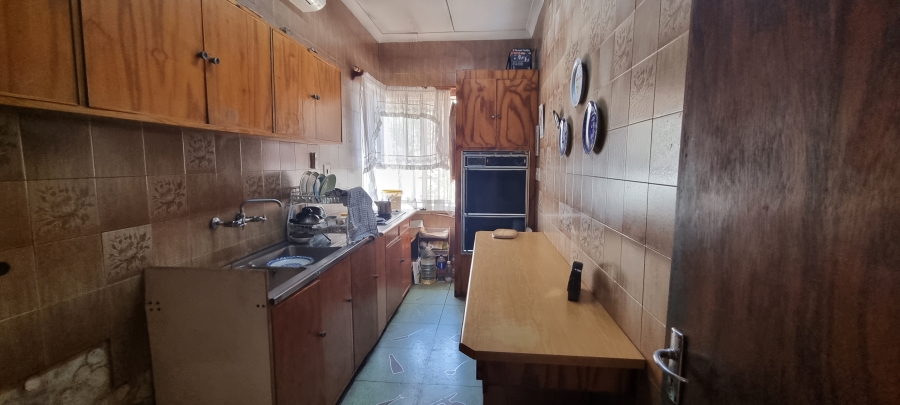 6 Bedroom Property for Sale in Hatfield Gauteng