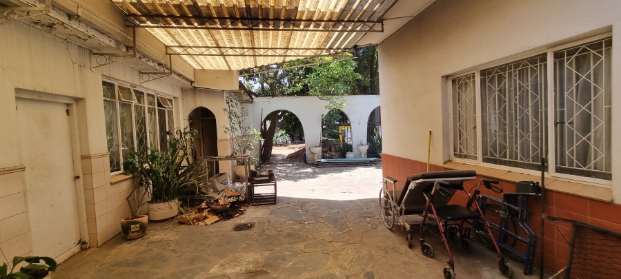 6 Bedroom Property for Sale in Hatfield Gauteng