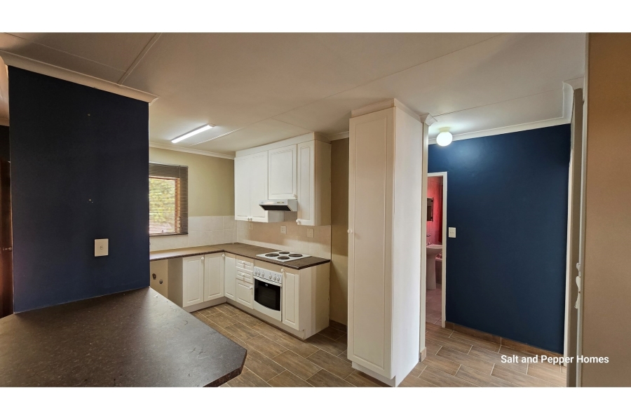 2 Bedroom Property for Sale in Magalieskruin Gauteng