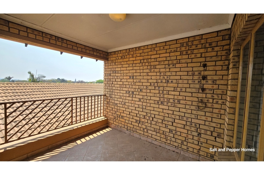 2 Bedroom Property for Sale in Magalieskruin Gauteng