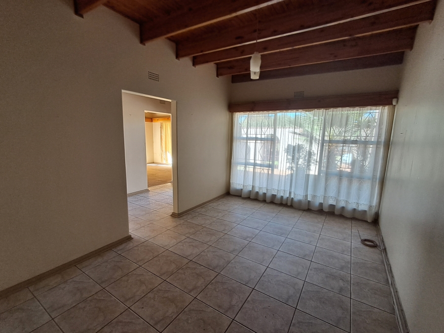 To Let 4 Bedroom Property for Rent in Vanderbijlpark CE Gauteng