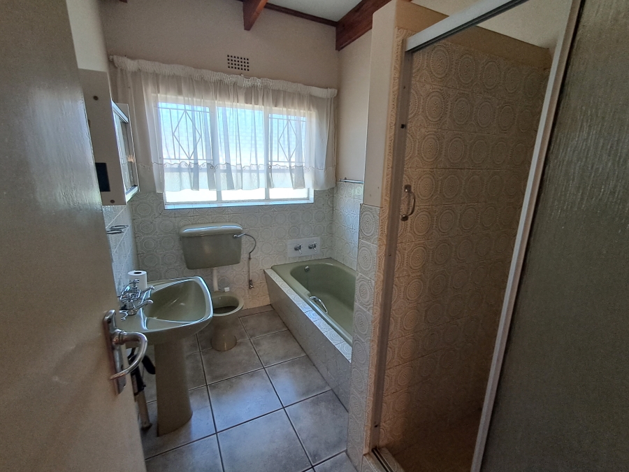 To Let 4 Bedroom Property for Rent in Vanderbijlpark CE Gauteng