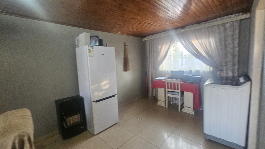 3 Bedroom Property for Sale in Daveyton Gauteng