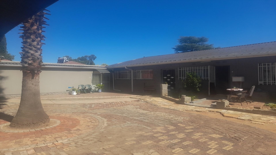 1 Bedroom Property for Sale in Vanderbijlpark SW 5 Gauteng
