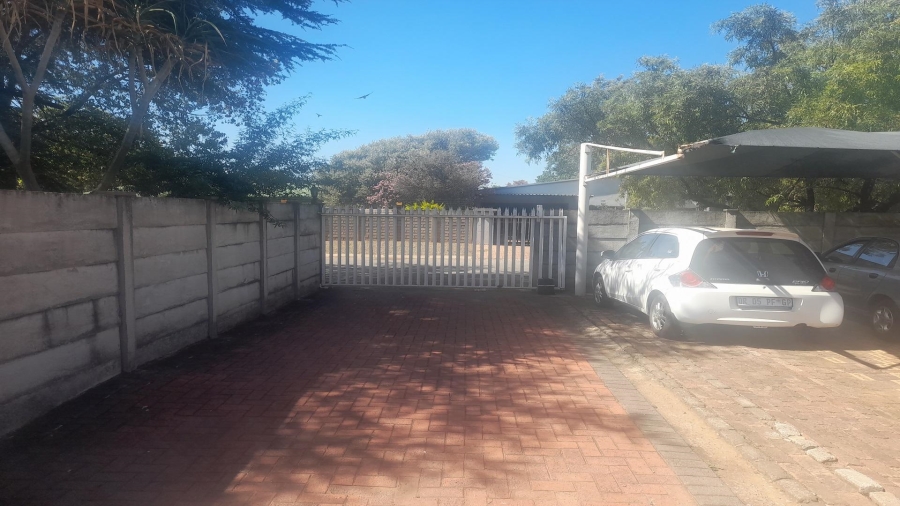 1 Bedroom Property for Sale in Vanderbijlpark SW 5 Gauteng