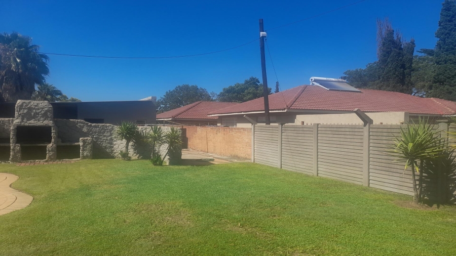 1 Bedroom Property for Sale in Vanderbijlpark SW 5 Gauteng