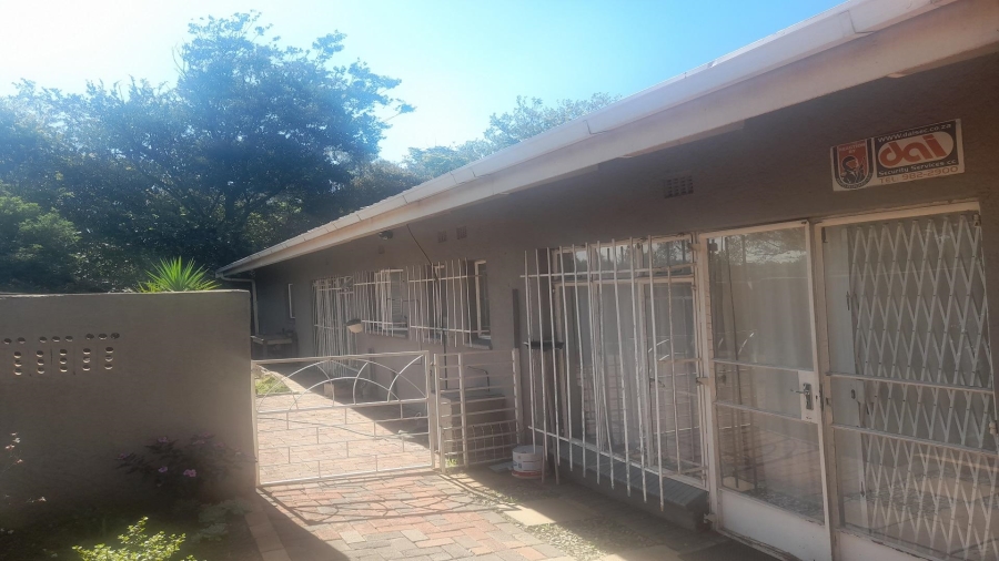 1 Bedroom Property for Sale in Vanderbijlpark SW 5 Gauteng