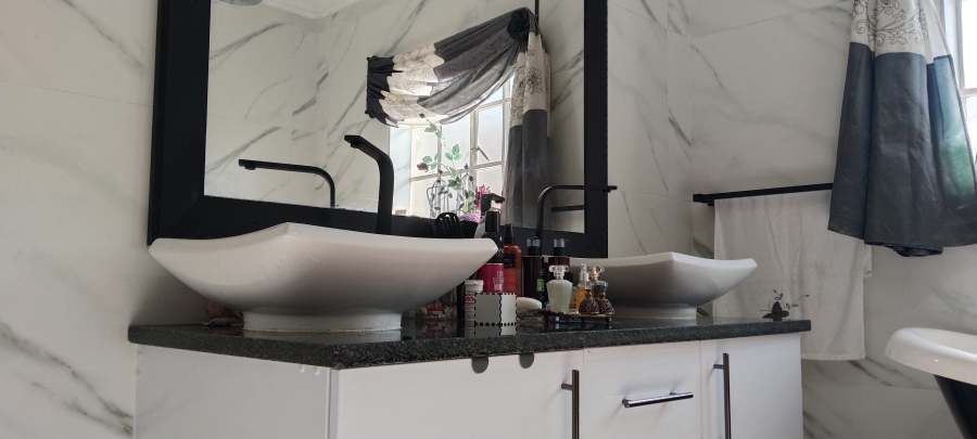 5 Bedroom Property for Sale in Heidelberg Gauteng