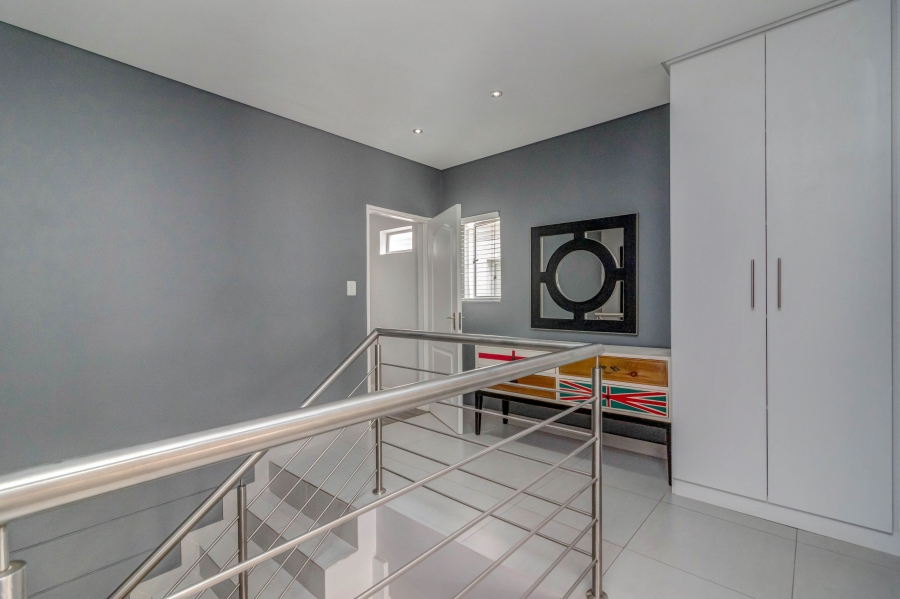 To Let 3 Bedroom Property for Rent in Craigavon Gauteng