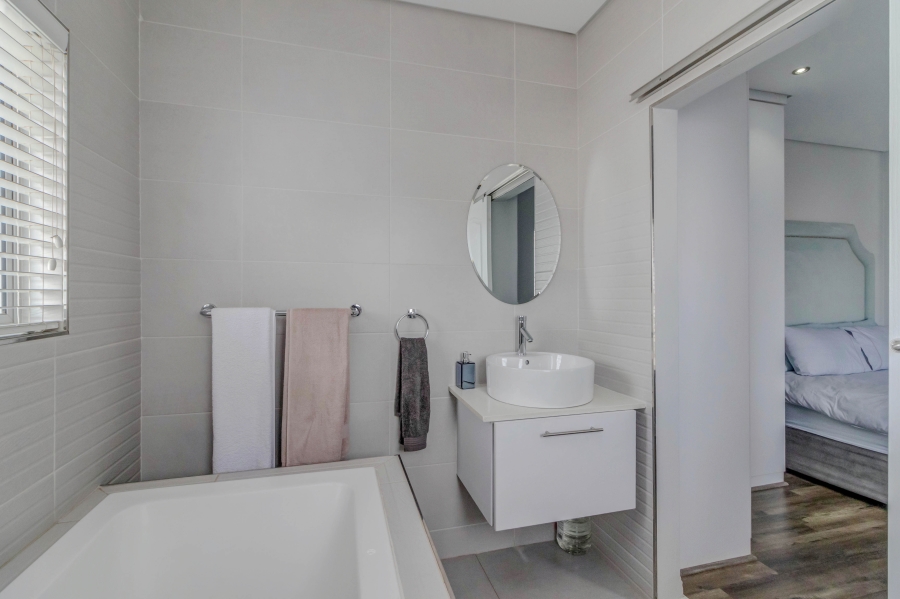 To Let 3 Bedroom Property for Rent in Craigavon Gauteng