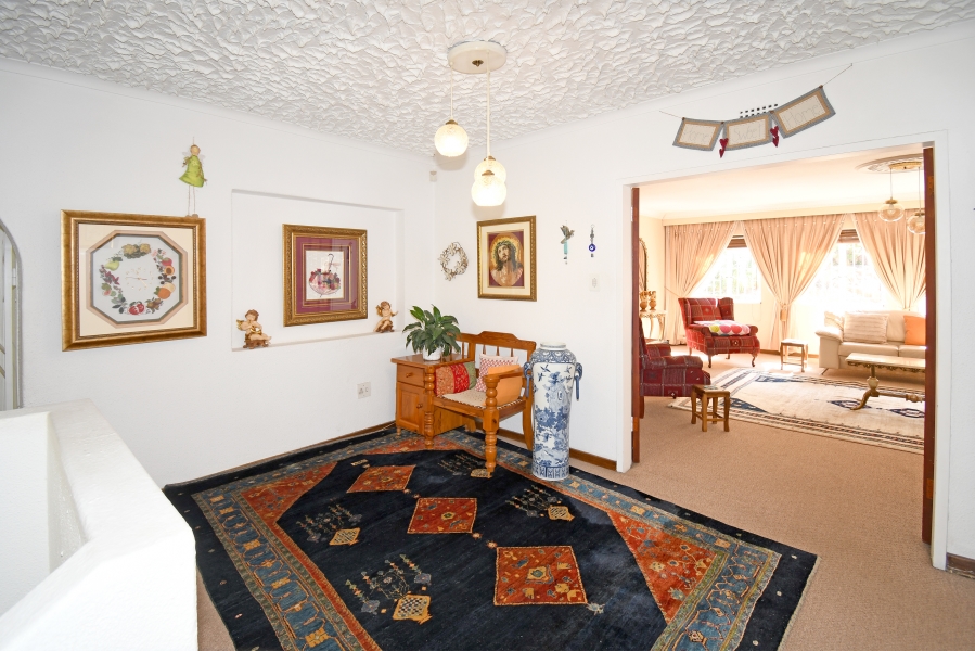 6 Bedroom Property for Sale in Northcliff Gauteng