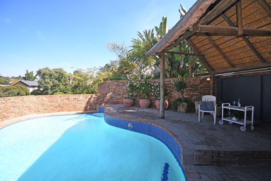 6 Bedroom Property for Sale in Northcliff Gauteng