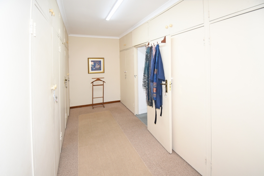 6 Bedroom Property for Sale in Northcliff Gauteng