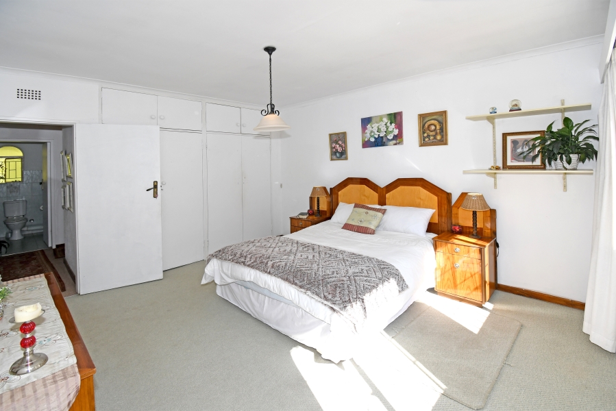6 Bedroom Property for Sale in Northcliff Gauteng