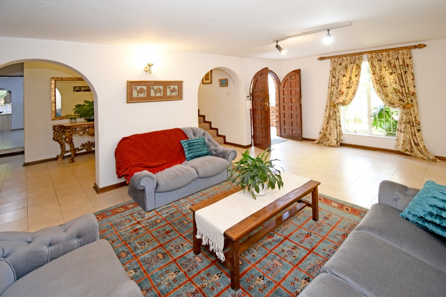 6 Bedroom Property for Sale in Northcliff Gauteng