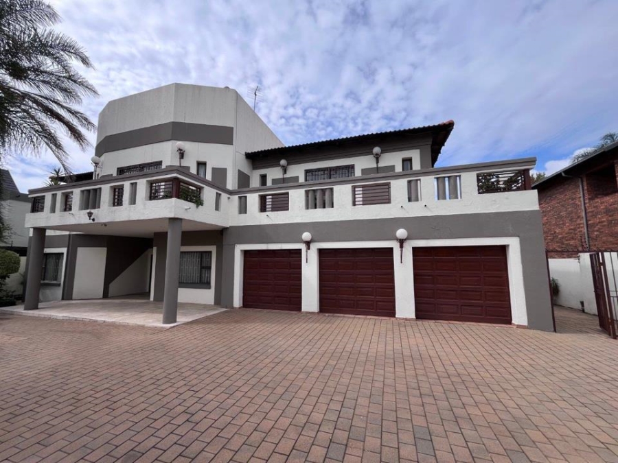 5 Bedroom Property for Sale in Meyersdal Gauteng