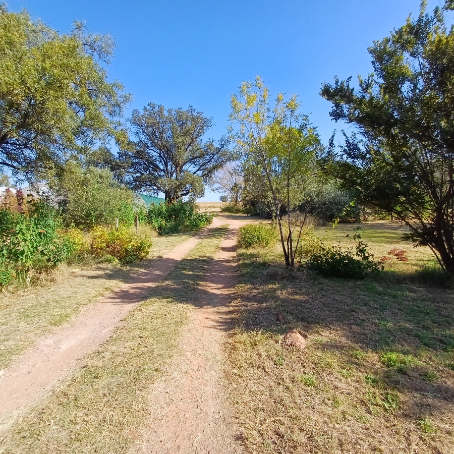 4 Bedroom Property for Sale in Nooitgedacht AH Gauteng