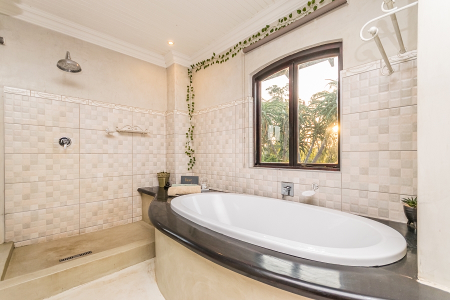 5 Bedroom Property for Sale in Chancliff A H Gauteng