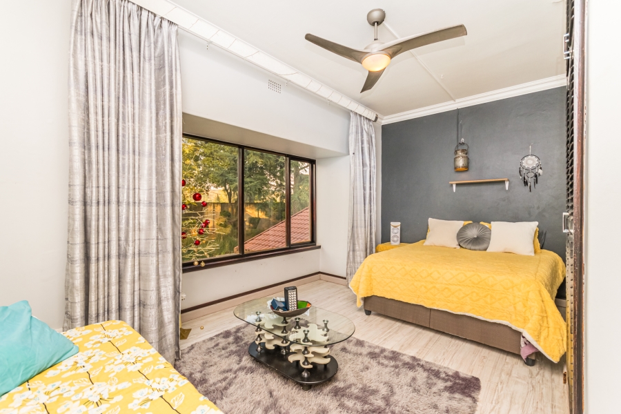 5 Bedroom Property for Sale in Chancliff A H Gauteng
