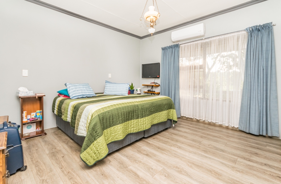 5 Bedroom Property for Sale in Chancliff A H Gauteng