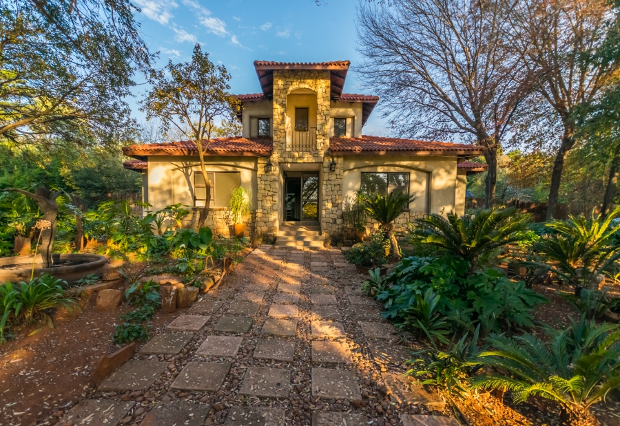 5 Bedroom Property for Sale in Chancliff A H Gauteng