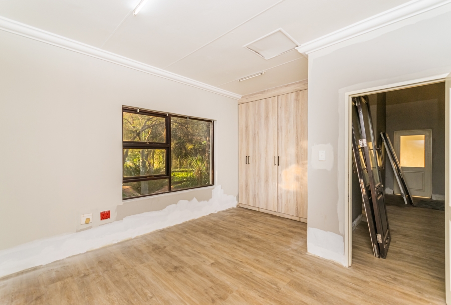 5 Bedroom Property for Sale in Chancliff A H Gauteng