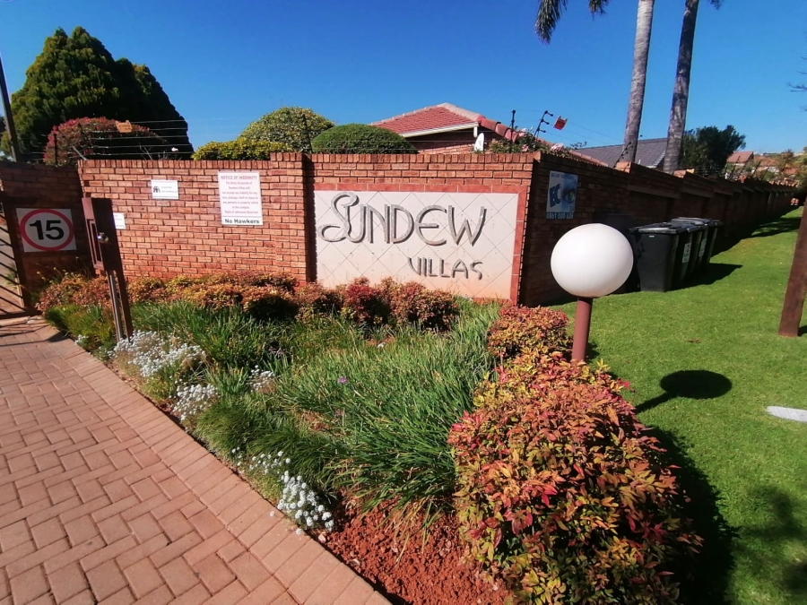2 Bedroom Property for Sale in Allens Nek Gauteng