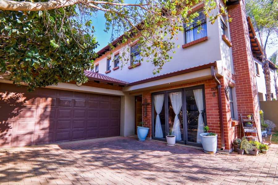 3 Bedroom Property for Sale in Rietvalleirand Gauteng