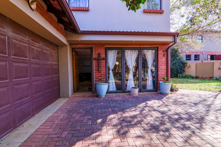 3 Bedroom Property for Sale in Rietvalleirand Gauteng