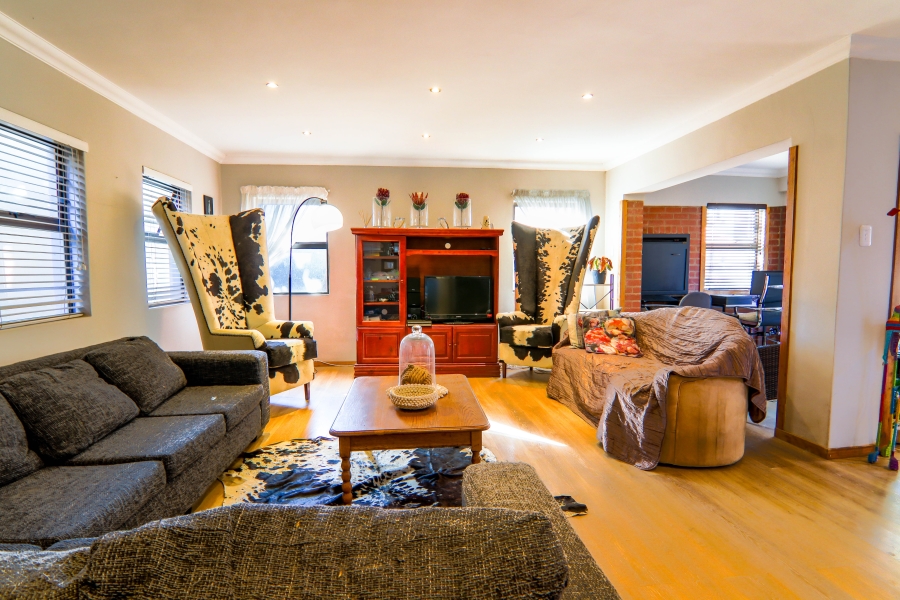 3 Bedroom Property for Sale in Rietvalleirand Gauteng