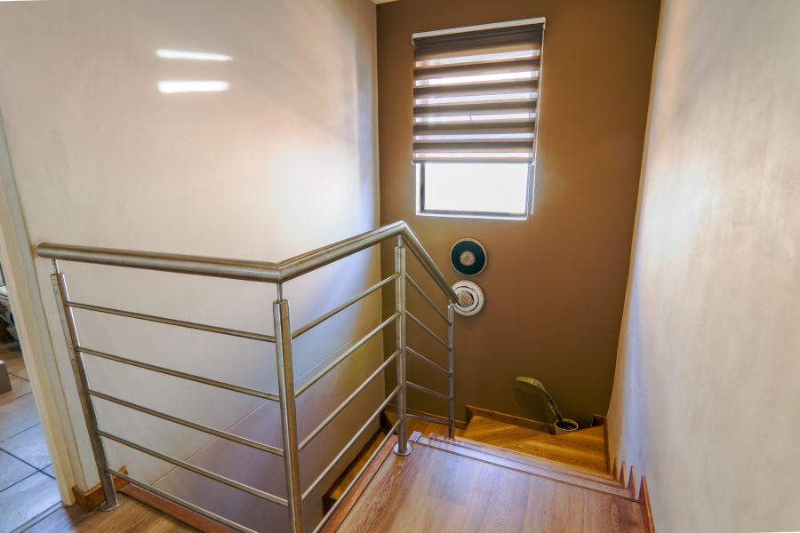 3 Bedroom Property for Sale in Rietvalleirand Gauteng