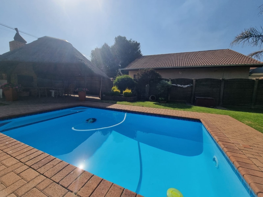 3 Bedroom Property for Sale in Arcon Park Gauteng