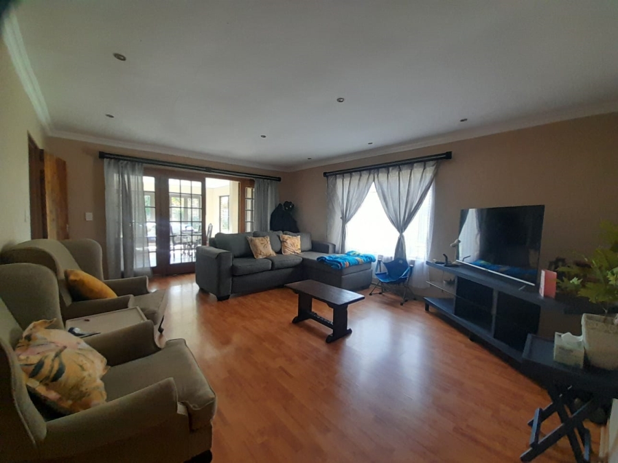 To Let 4 Bedroom Property for Rent in Vanderbijlpark SE 4 Gauteng