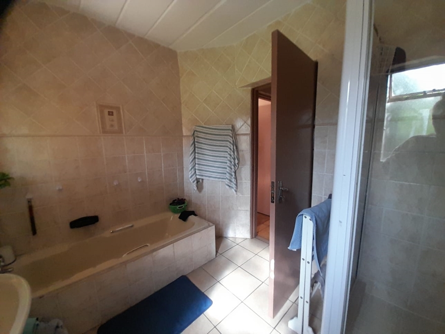 To Let 4 Bedroom Property for Rent in Vanderbijlpark SE 4 Gauteng