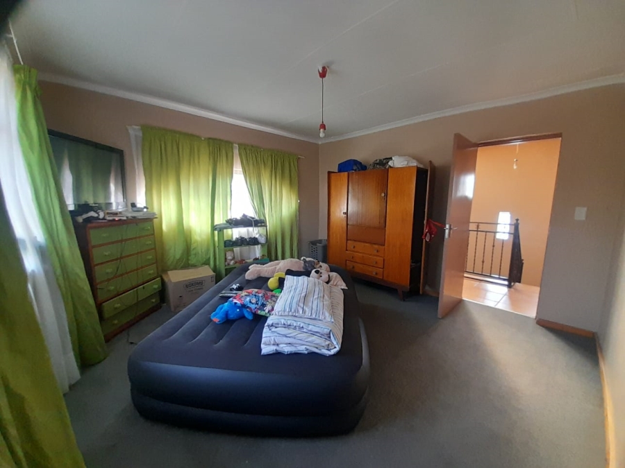 To Let 4 Bedroom Property for Rent in Vanderbijlpark SE 4 Gauteng