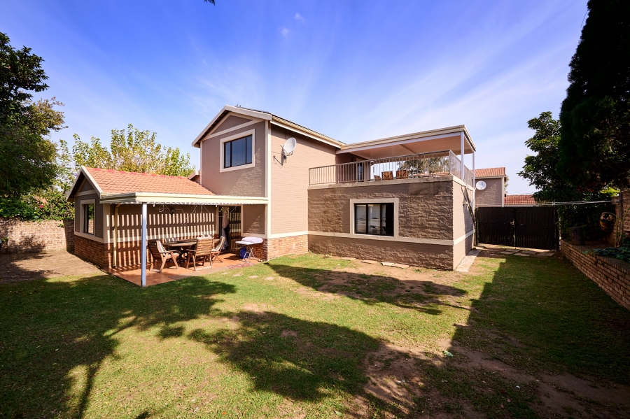 3 Bedroom Property for Sale in Halfway Gardens Gauteng