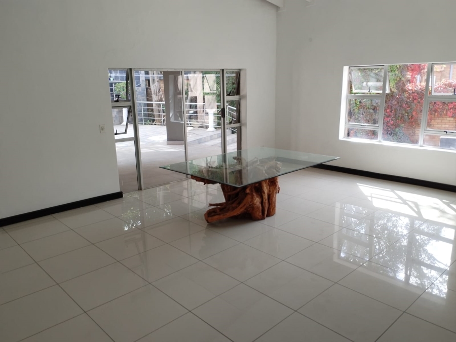 5 Bedroom Property for Sale in Westdene Gauteng