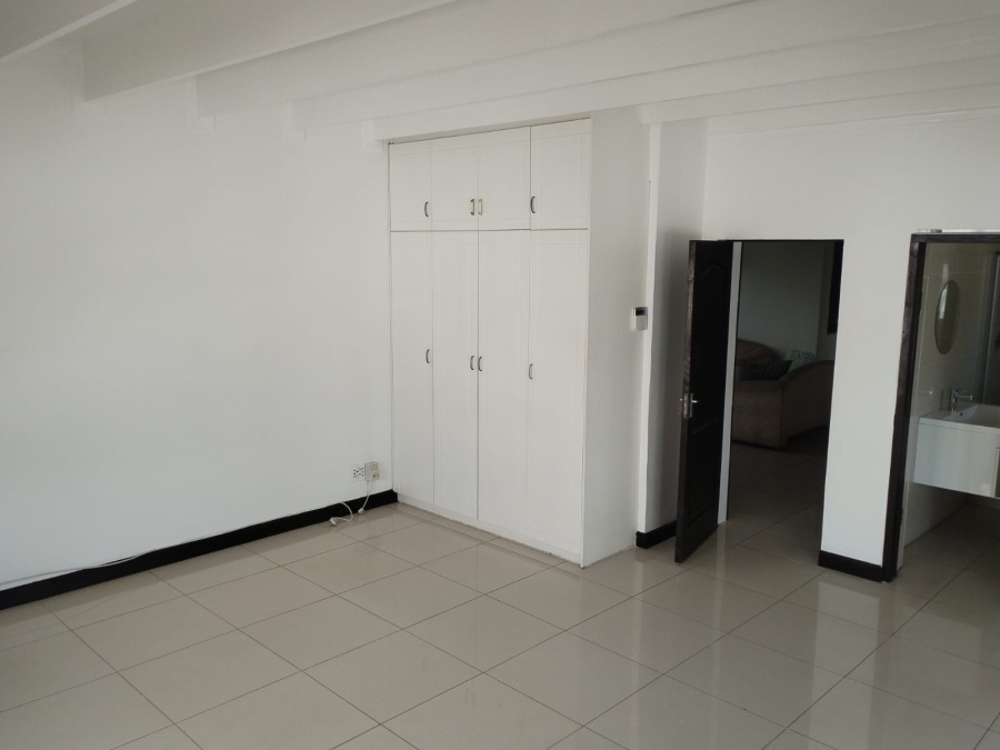 5 Bedroom Property for Sale in Westdene Gauteng