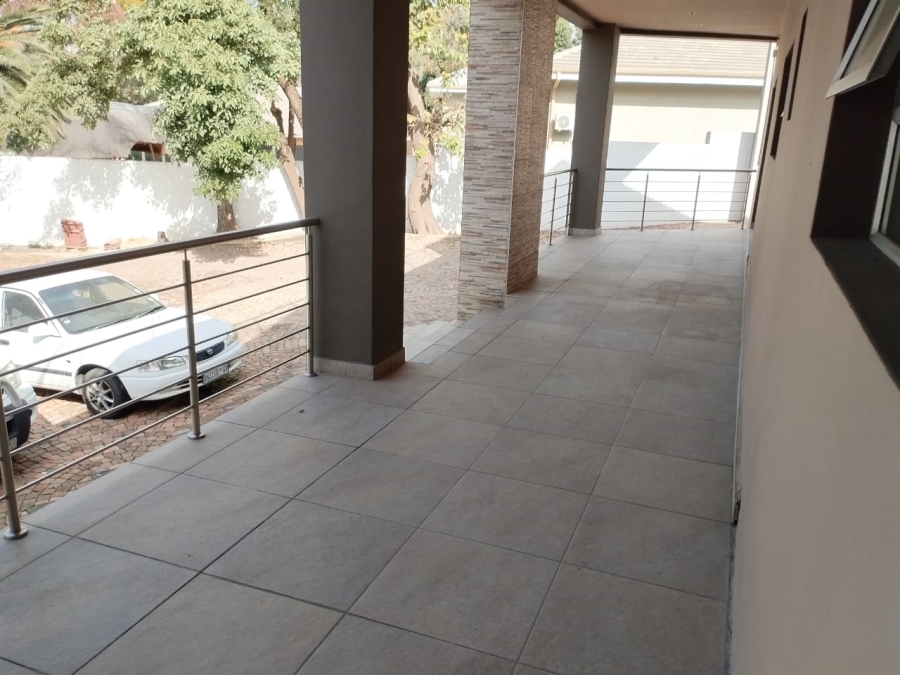 5 Bedroom Property for Sale in Westdene Gauteng