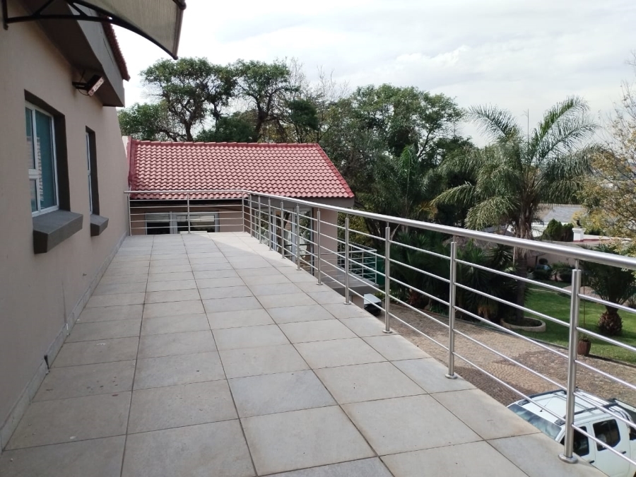 5 Bedroom Property for Sale in Westdene Gauteng