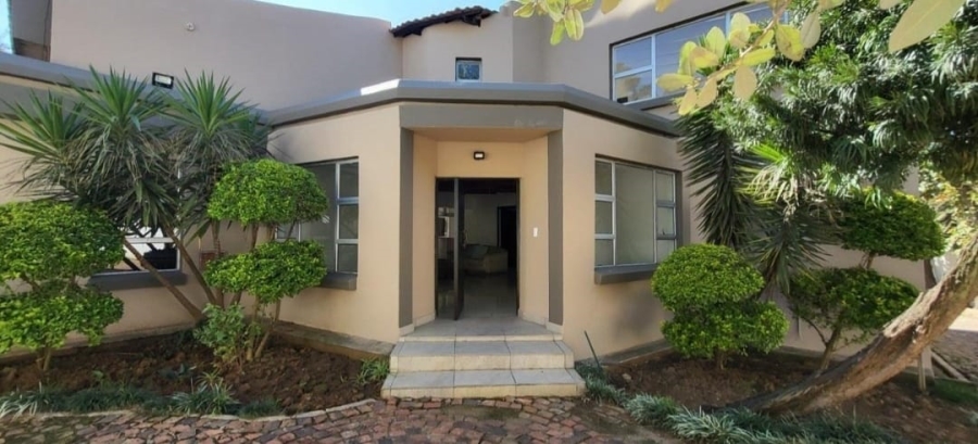 5 Bedroom Property for Sale in Westdene Gauteng