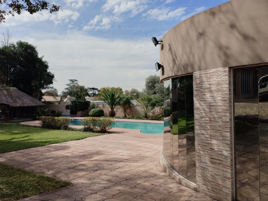5 Bedroom Property for Sale in Westdene Gauteng