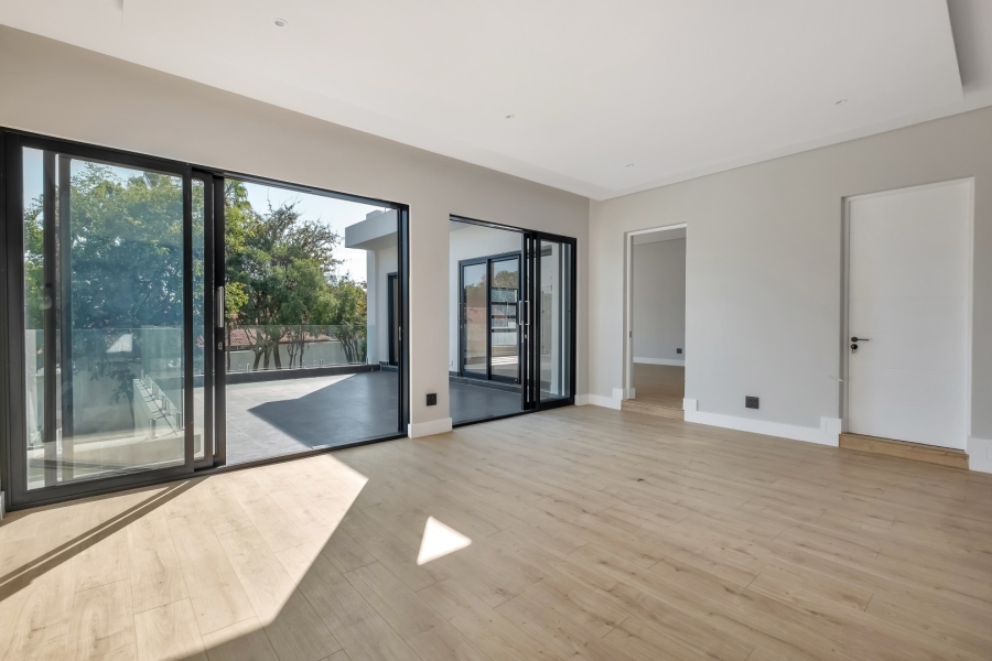 To Let 4 Bedroom Property for Rent in Morningside Gauteng