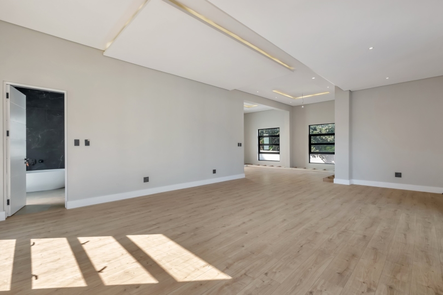 To Let 4 Bedroom Property for Rent in Morningside Gauteng