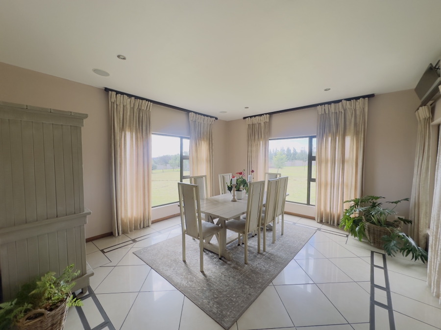 6 Bedroom Property for Sale in Blue Saddle Ranches Gauteng