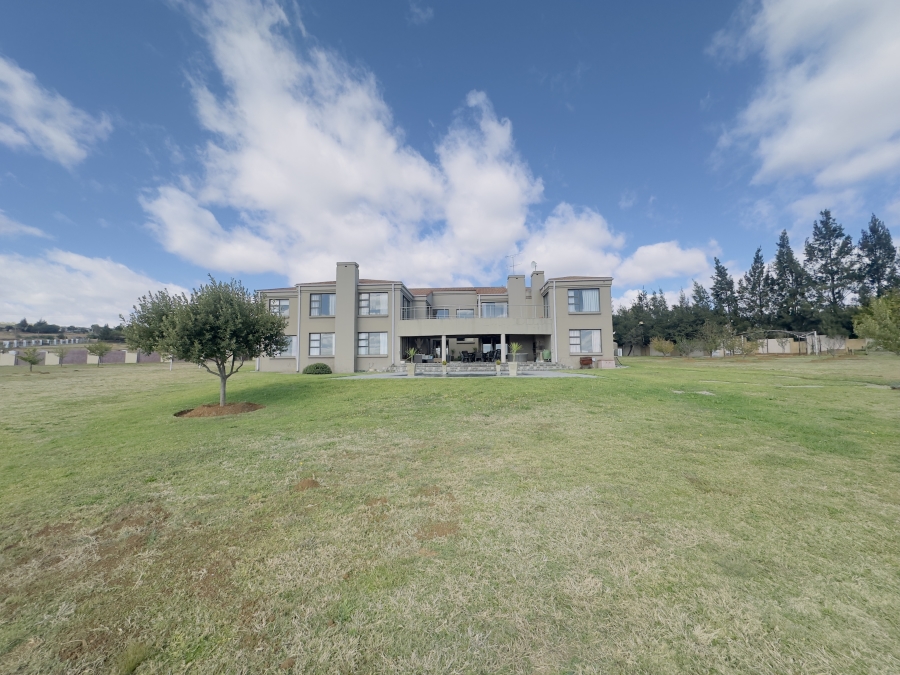 6 Bedroom Property for Sale in Blue Saddle Ranches Gauteng