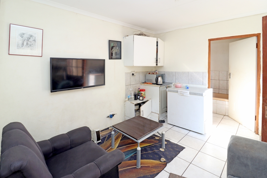 2 Bedroom Property for Sale in Orange Grove Gauteng